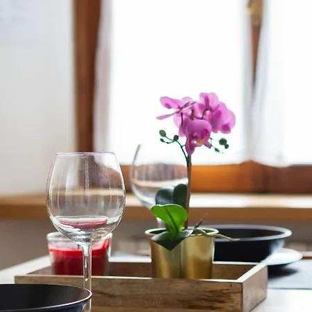 Number 3 Charming Old Town