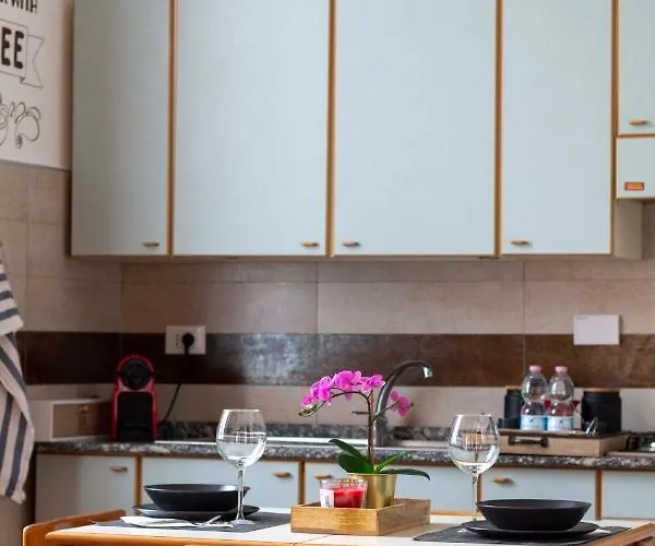 Number 3 Charming Old Town